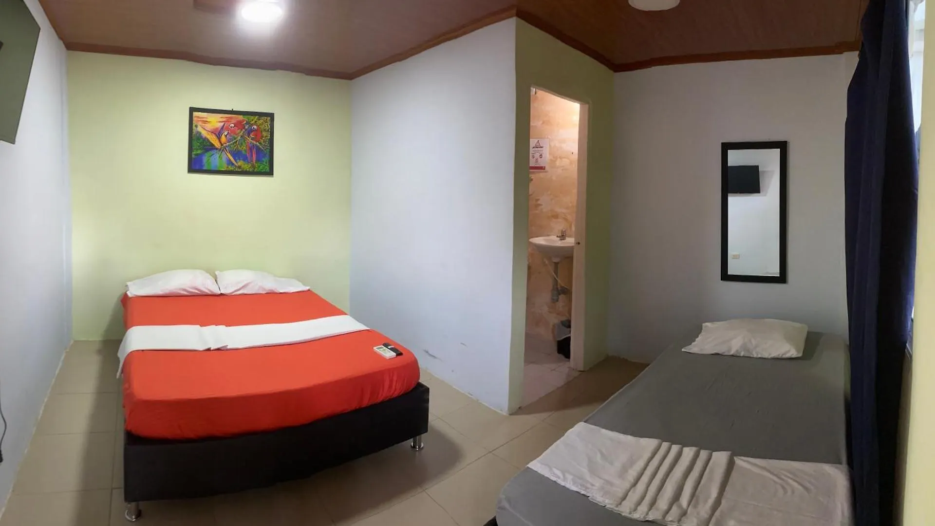 בית הארחה סנטה מרתה Habitaciones Casa Escondida
